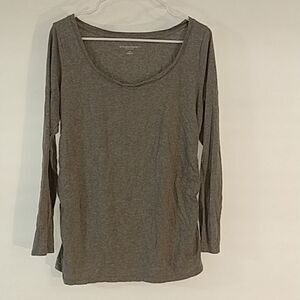 Liz Lange Maternity- long sleeve large gray